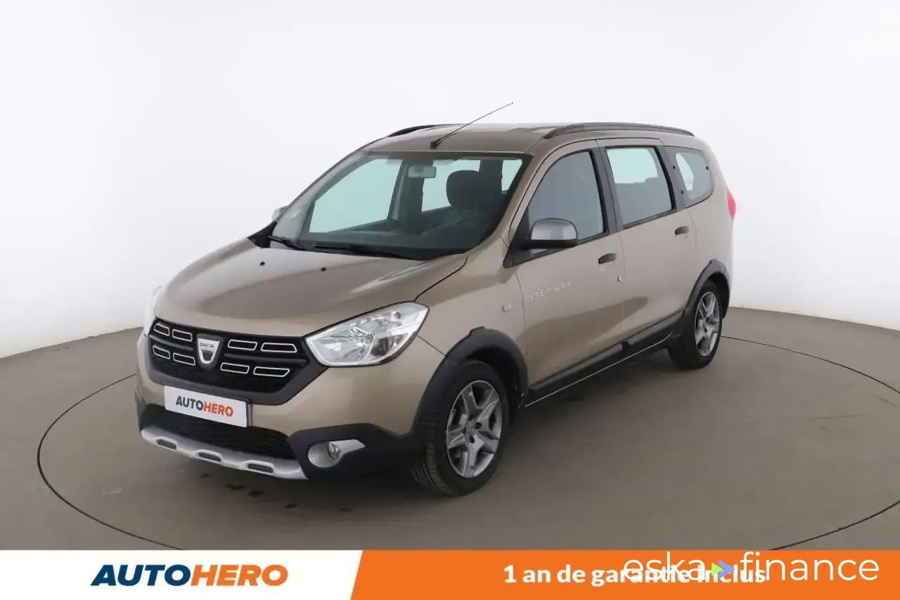 Lízing Hatchback Dacia Lodgy 2019