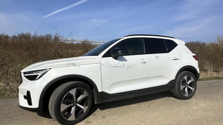 Finansowanie SUV Volvo XC40 2023