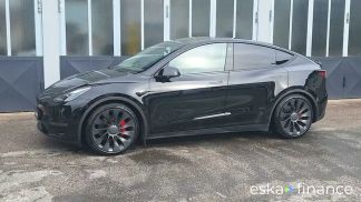 Finansowanie SUV Tesla Model Y 2023