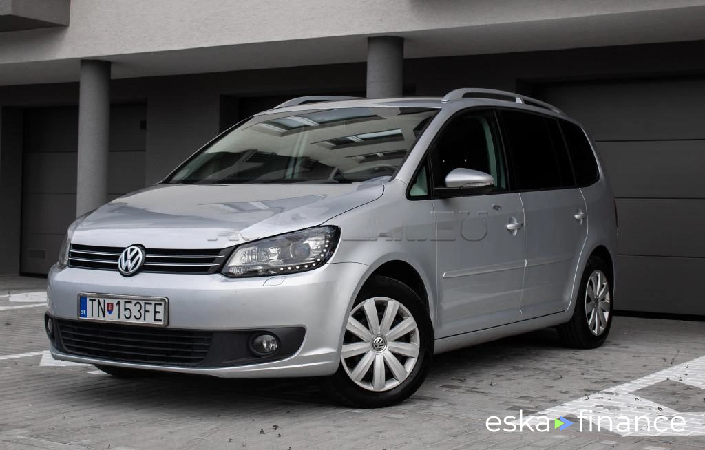 Leasing Passenger transport Volkswagen Touran 2013