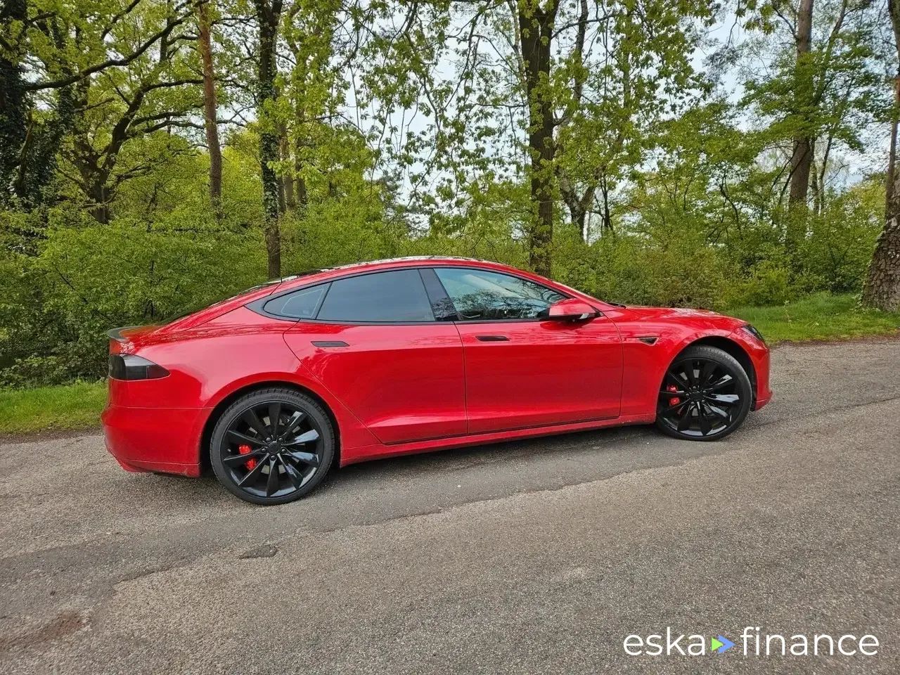 Lízing Hatchback Tesla Model S 2014