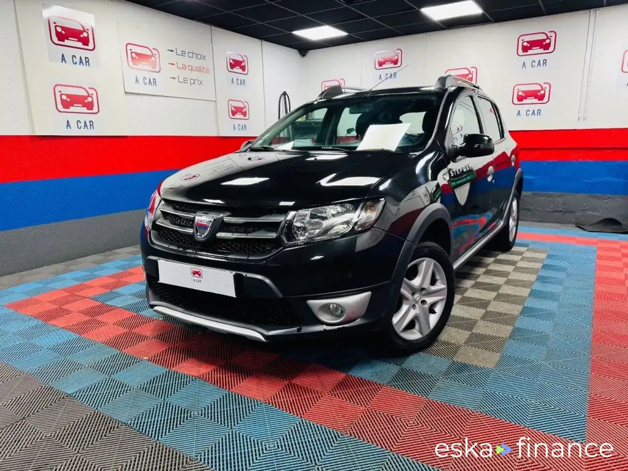 Lízing Sedan Dacia Sandero 2015