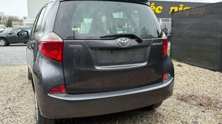 Financování Hatchback Toyota Verso-S 2014