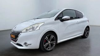 Lízing Hatchback Peugeot 208 2013