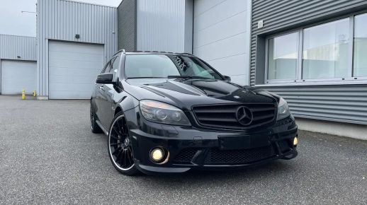 MERCEDES C 63 AMG 2010