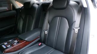 Leasing Sedan Audi A8 2010