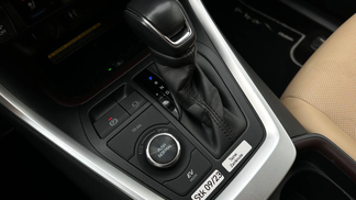 Lízing SUV Toyota RAV4 2019