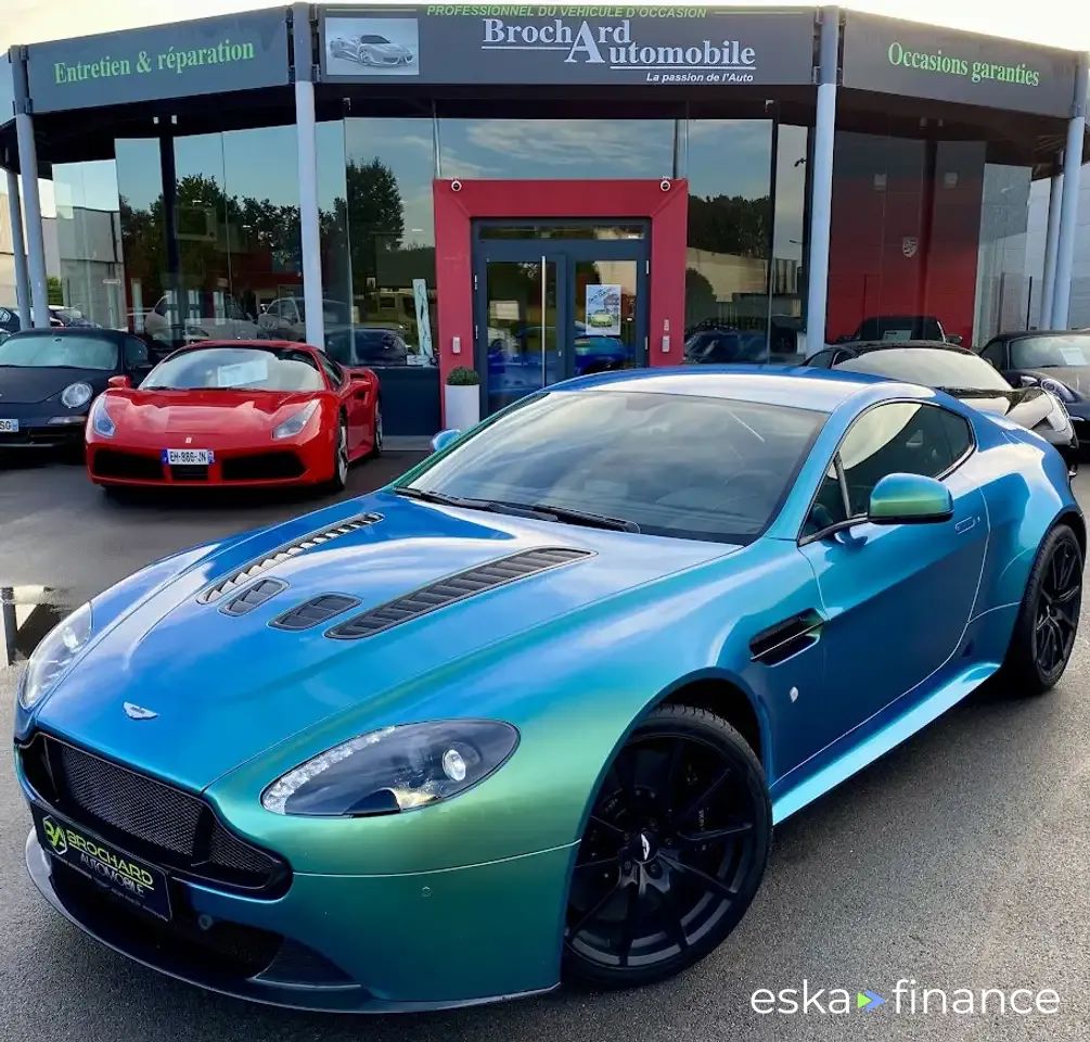 Lízing Kupé Aston Martin VANTAGE 2016