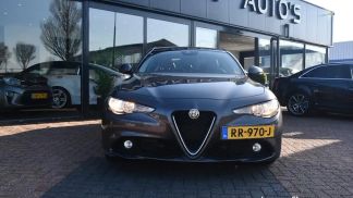 Lízing Sedan Alfa Romeo Giulia 2018