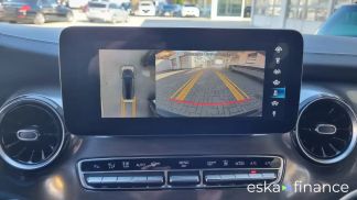 Lízing Hatchback MERCEDES V 300 2020