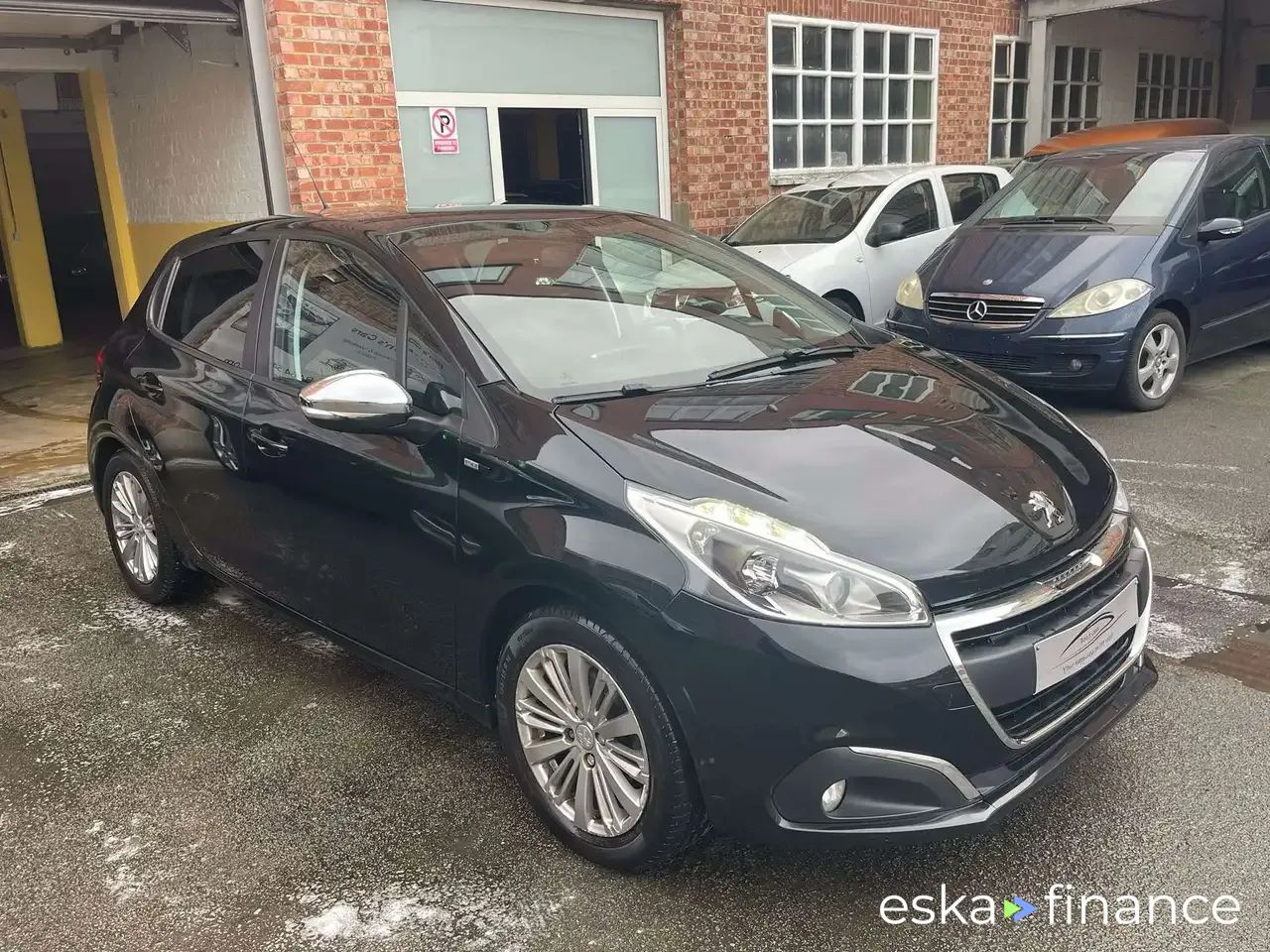 Leasing Sedan Peugeot 208 2018
