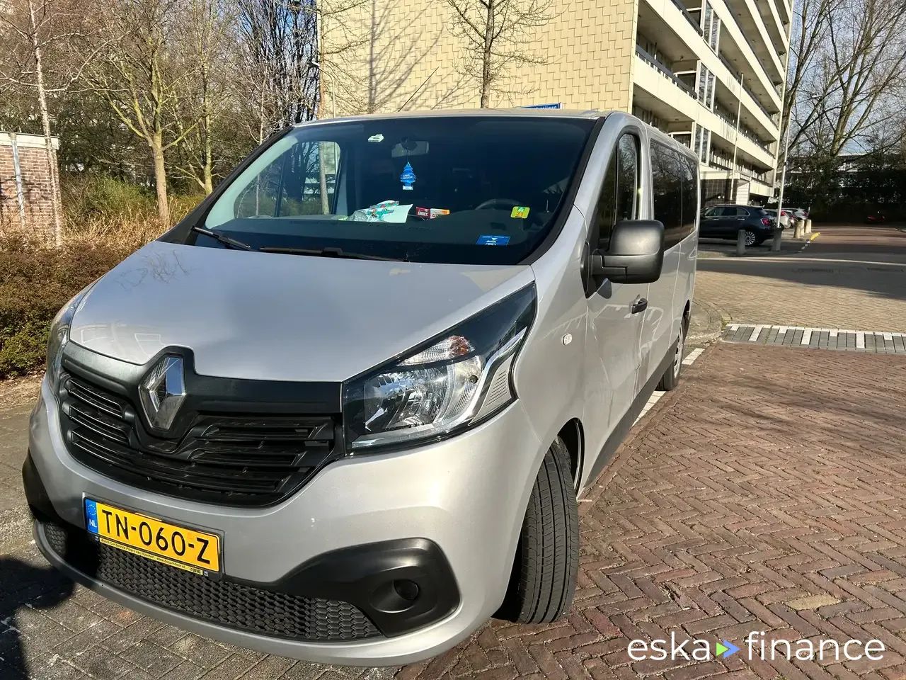 Leasing Hatchback Renault Trafic 2016