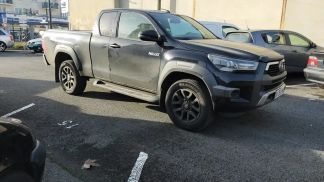 Finansowanie SUV Toyota Hilux 2021