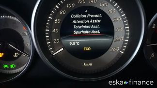 Financování Kupé MERCEDES E 220 2016