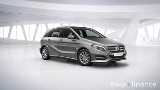 Lízing Hatchback MERCEDES B 180 2018