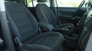 Lízing Hatchback Volkswagen Touran 2011
