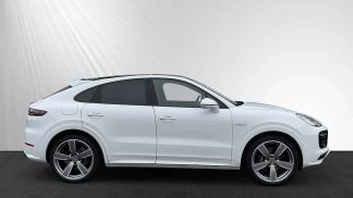 Lízing Kupé Porsche Cayenne 2022