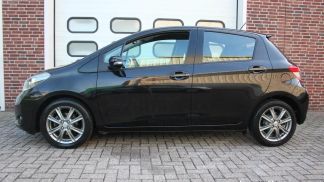 Leasing Hatchback Toyota Yaris 2013