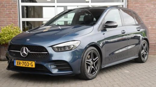MERCEDES B 180 2019