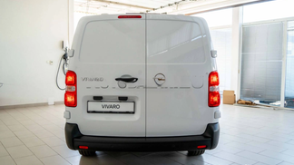 Van Opel VIVARO VAN 2024