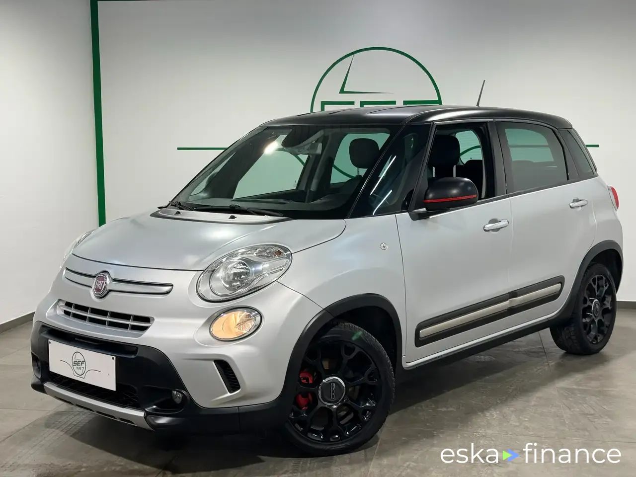 Lízing Hatchback Fiat 500L 2016