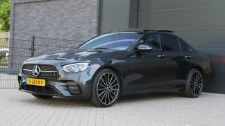 Lízing Sedan MERCEDES E 300 2023