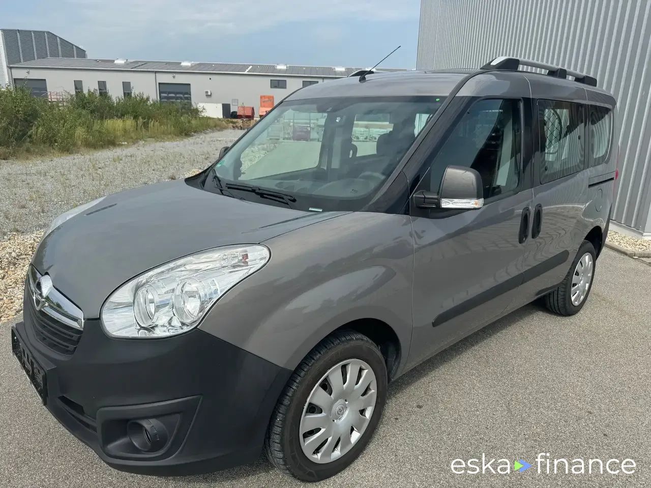 Wóz Opel Combo 2018