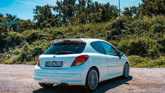 Lízing Kupé Peugeot 207 COUPÉ 2010