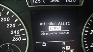 Financování Hatchback MERCEDES B 200 2013