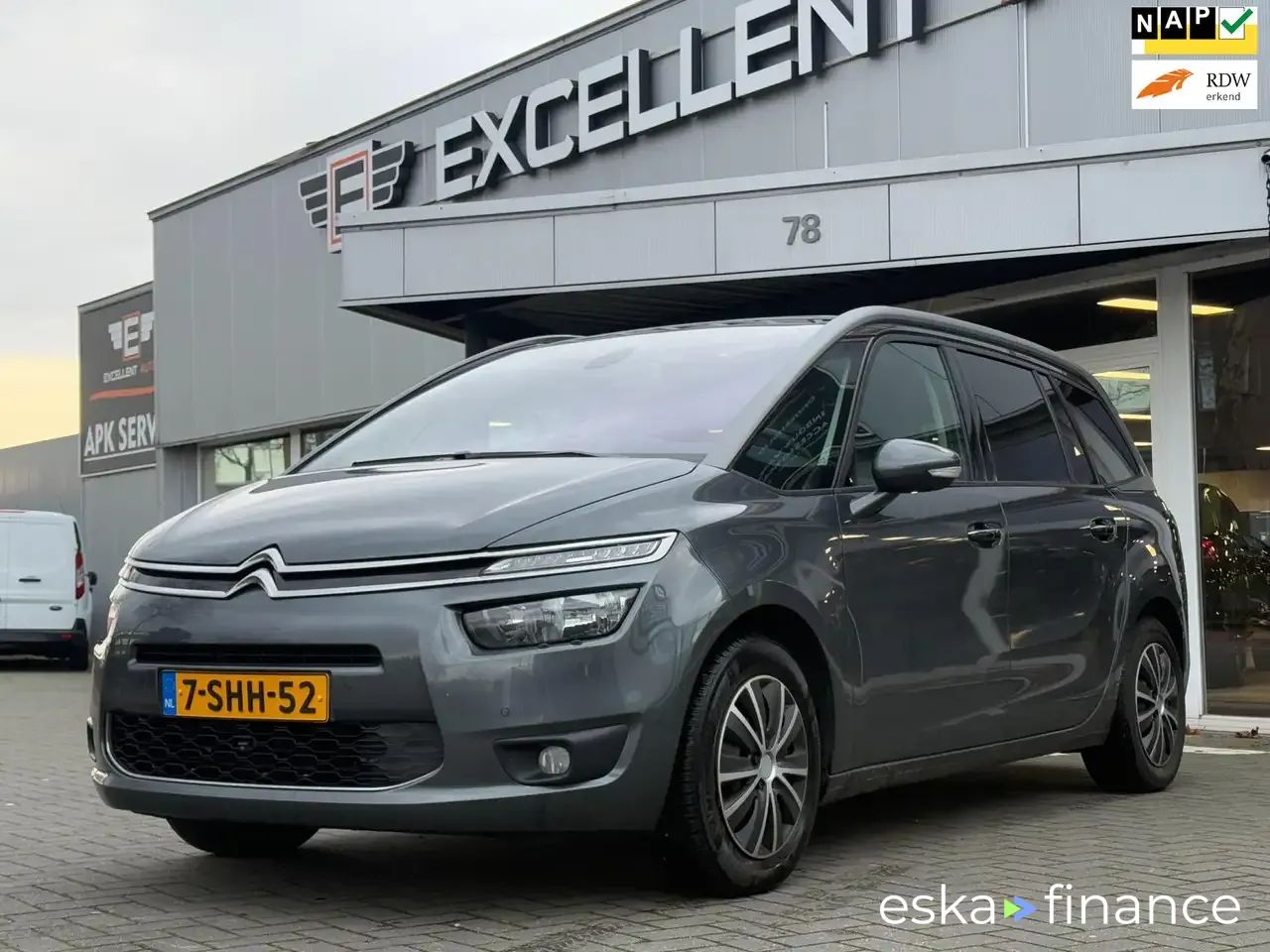 Lízing Hatchback Citroën GRAND C4 PICASSO 2013