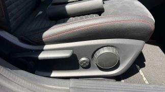 Lízing Sedan MERCEDES CLA 180 2016