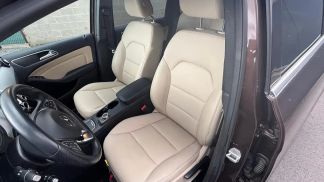 Lízing Hatchback MERCEDES B 180 2015