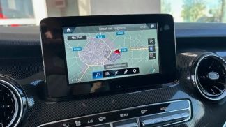 Lízing Hatchback MERCEDES V 220 2023