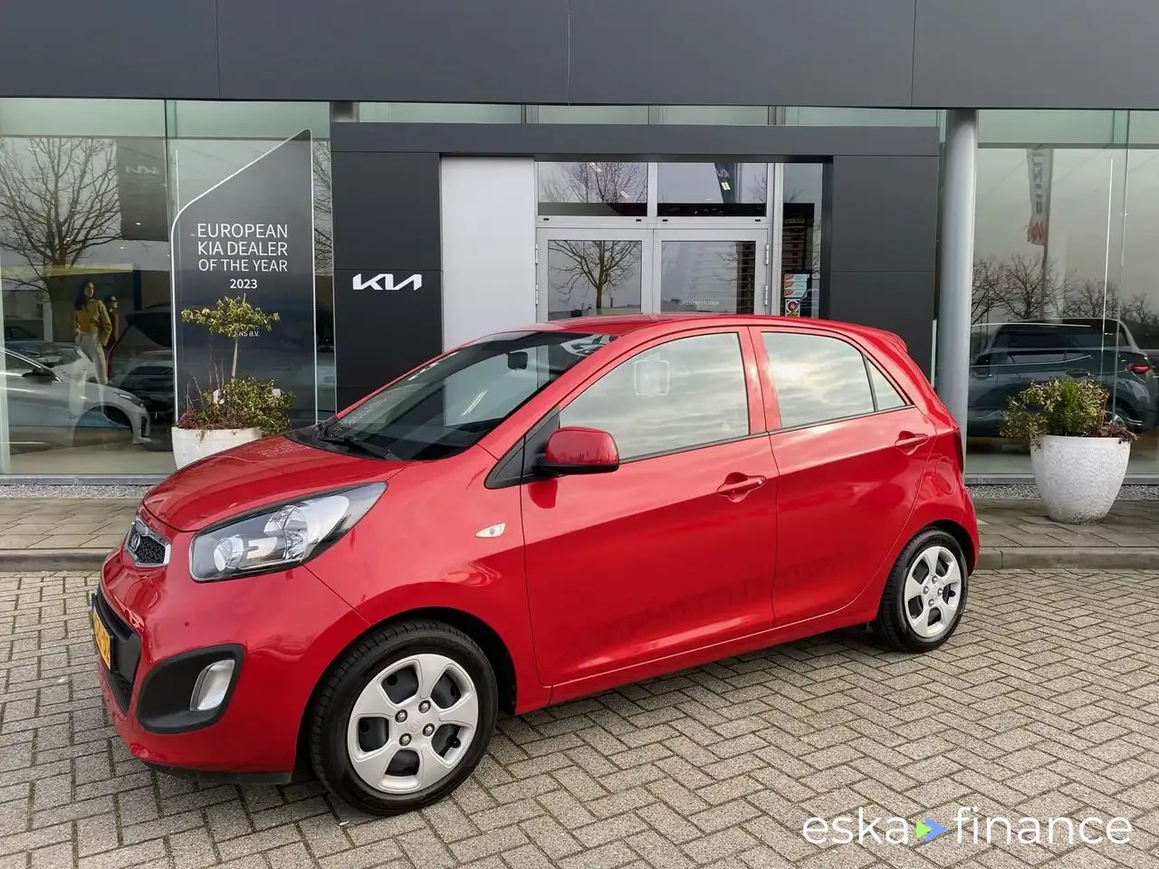 Leasing Hatchback Kia Picanto 2014