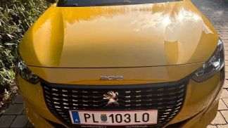 Lízing Sedan Peugeot 208 2023