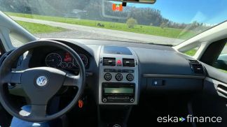 Lízing Hatchback Volkswagen Touran 2010