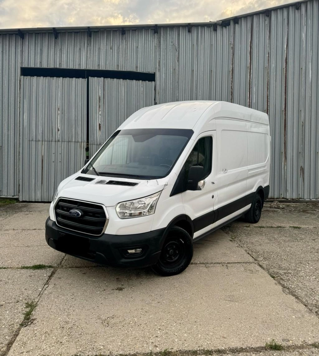 Zamknięte pudełko Ford Transit 2021