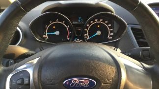 Lízing Hatchback Ford Fiesta 2015