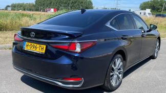 Lízing Sedan Lexus ES 300 2020