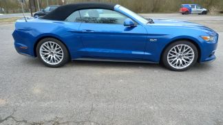 Leasing Convertible Ford Mustang 2017