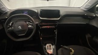 Leasing Sedan Peugeot 208 2023