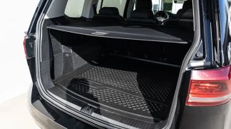 Lízing Hatchback Volkswagen Touran 2021