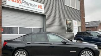 Lízing Sedan BMW 750 2010