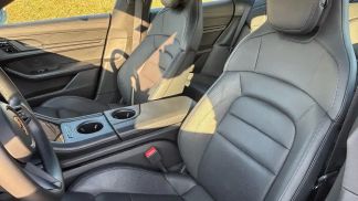 Lízing Sedan Porsche Taycan 2021
