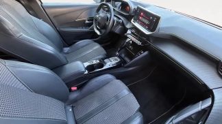 Lízing Hatchback Peugeot 208 2023