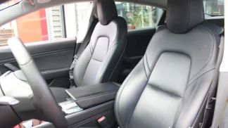 Lízing Sedan Tesla Model 3 2019