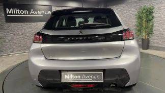 Leasing Sedan Peugeot 208 2022