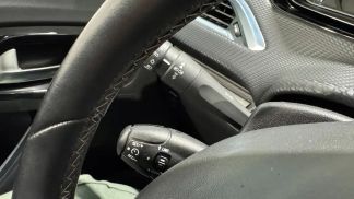 Lízing Sedan Peugeot 208 2019