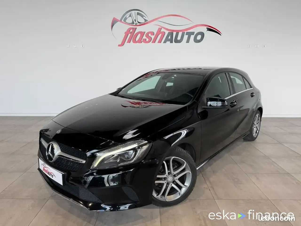Leasing Sedan MERCEDES A 180 2016