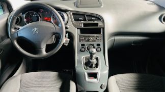 Financování Hatchback Peugeot 5008 2014